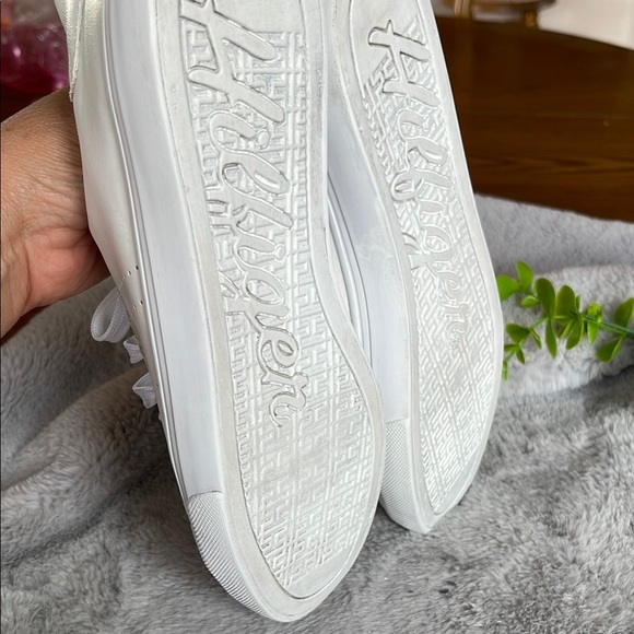 Tommy Hilfiger White Athletic Shoes - Picture 5 of 9